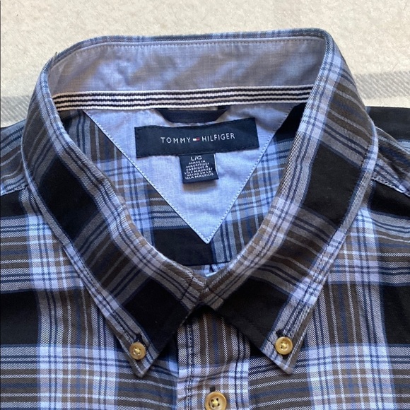 Tommy Hilfiger Blue Plaid Button-Down Shirt Men's Size Large - Picture 3 of 10